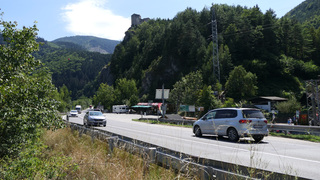 Zlé správy pre vodičov. Cestári pod Strečnom spúšťajú výrazné obmedzenia