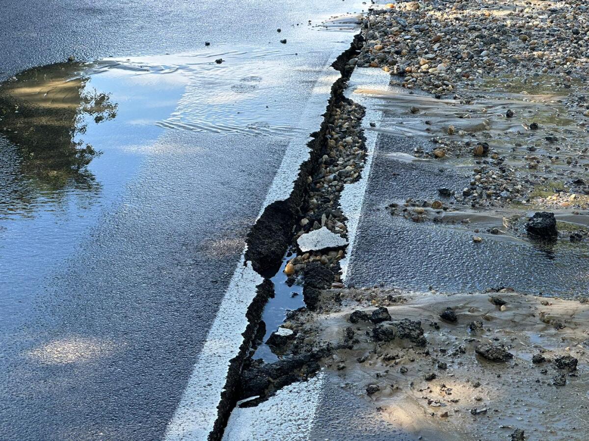 potrubie voda nehoda ulica Bratislava cesta potrubie