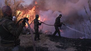 Grécke požiare už majú prvú obeť. Žena zrejme neuposlúchla výzvu na evakuáciu