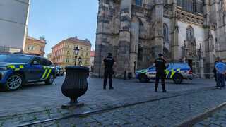 Bombovým hrozbám čelí už aj cirkev, Bober to odsudzuje. Polícia prehľadávala košický Dóm sv. Alžbety