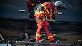 Veliteľ dobrovoľných hasičov zahynul pri páde počas hasenia požiaru v Nízkych Tatrách