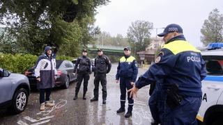 Vodohospodári stihli postaviť zábrany. Bratislava je na stúpanie Dunaja pripravená, hovorí Vallo