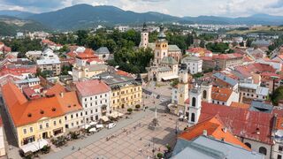 Žiadatelia čakajú aj vyše desať rokov. Banská Bystrica nepostavila za takmer dve dekády ani jeden nájomný byt