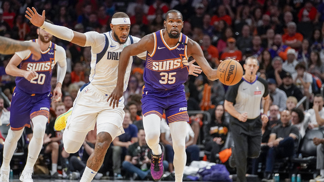 Mavericks_Suns_Basketball835763.jpg