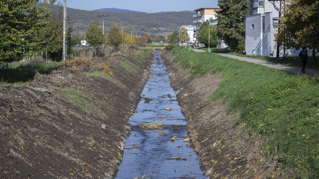 cistenie potoka Pezinok