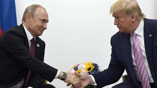 Putin zdržuje gratulácie Trumpovi. Kremeľ tvrdí, že Rusko do amerických volieb nezasahovalo