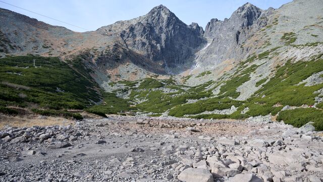 Vyschnuté Skalnaté pleso vo Vysokých Tatrách