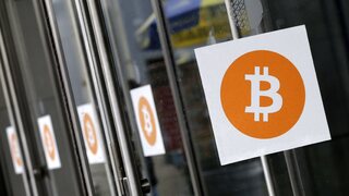 Bitcoin prekonal ďalšiu historickú hranicu. Čiastočne ťaží z Trumpovho víťazstva