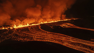 Iceland_Volcano906038089458.jpg