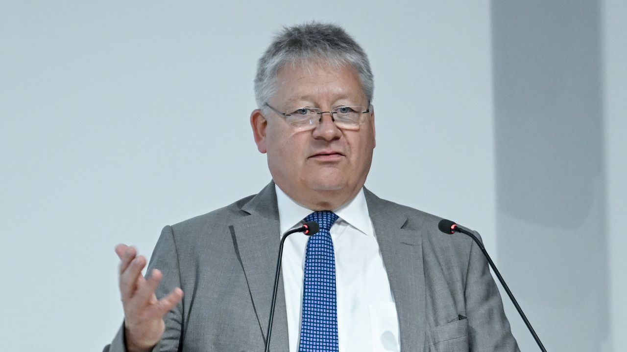 Bruno Kahl