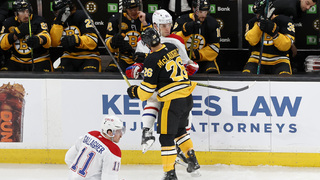 NHL: Juraj Slafkovský ostal bez bodu. Jeho Montreal padol v Bostone