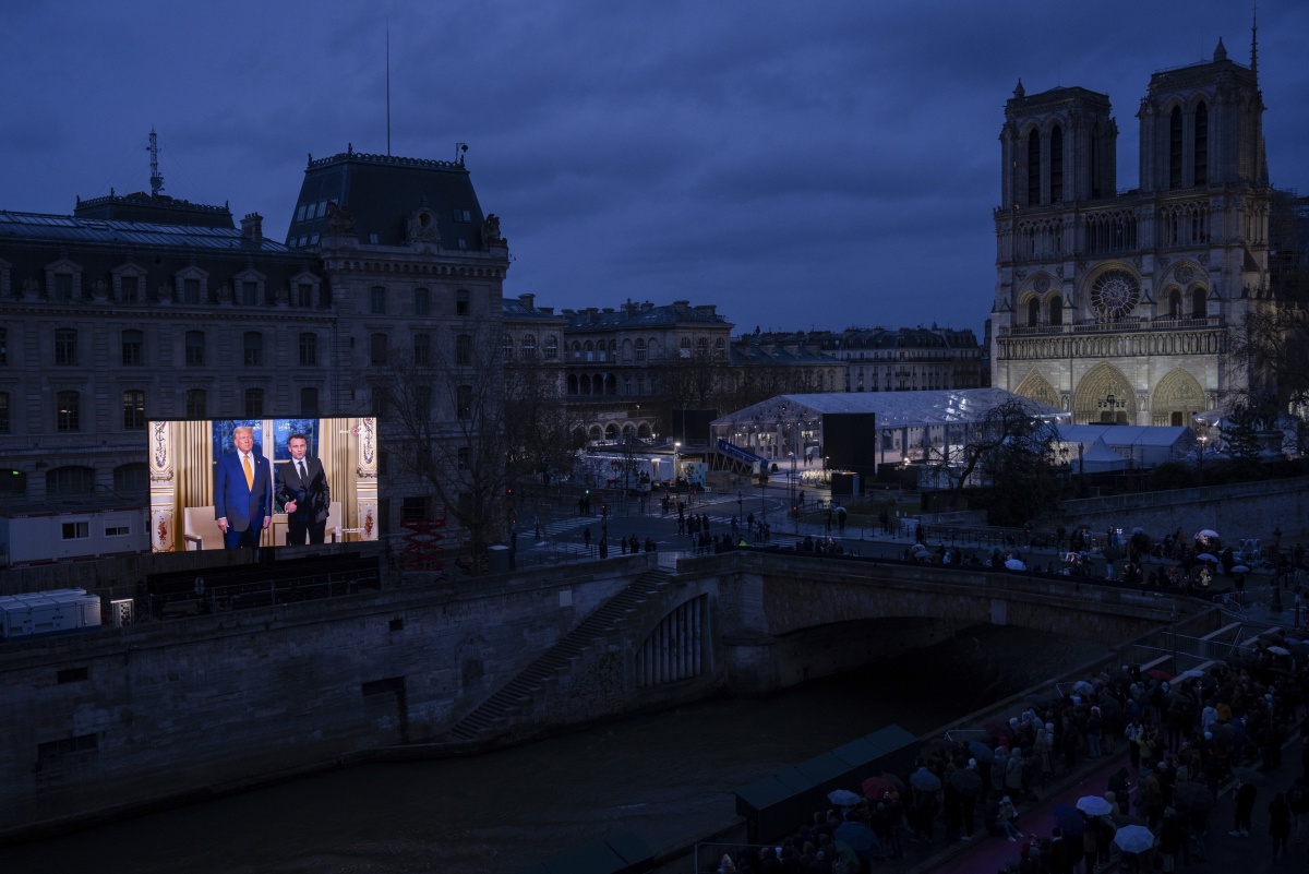 Slávnostné otvorenie Notre-Dame