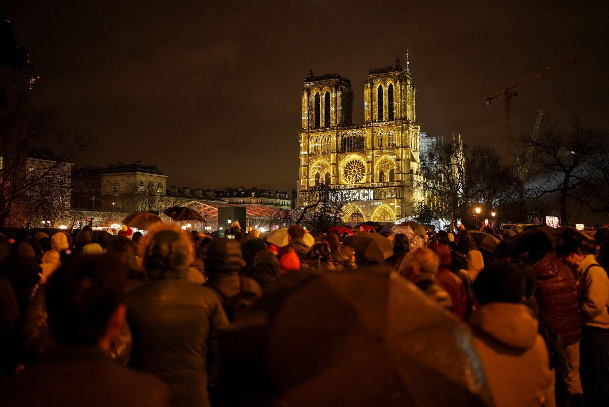 Slávnostné otvorenie Notre-Dame