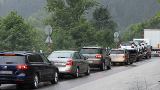 Skalné bralo nad Strečnom preveria horolezci. Cestu vo štvrtok nakrátko uzavrú