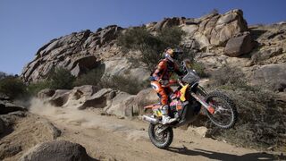 Svitko odštartoval Dakar 14. miestom: Strata po prvej etape je minimálna, technika šliape bez problémov