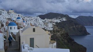 Santorini v karanténe strachu. Blíži sa sopečný výbuch a cunami? Vedci menia predpovede