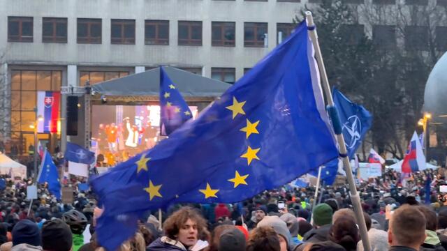 protest Európska únia vlajka