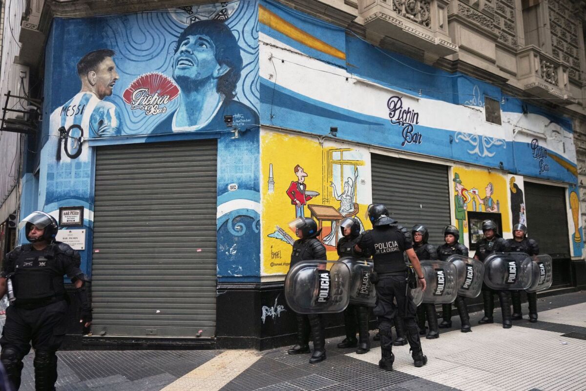 Argentina_Protest195197.jpg