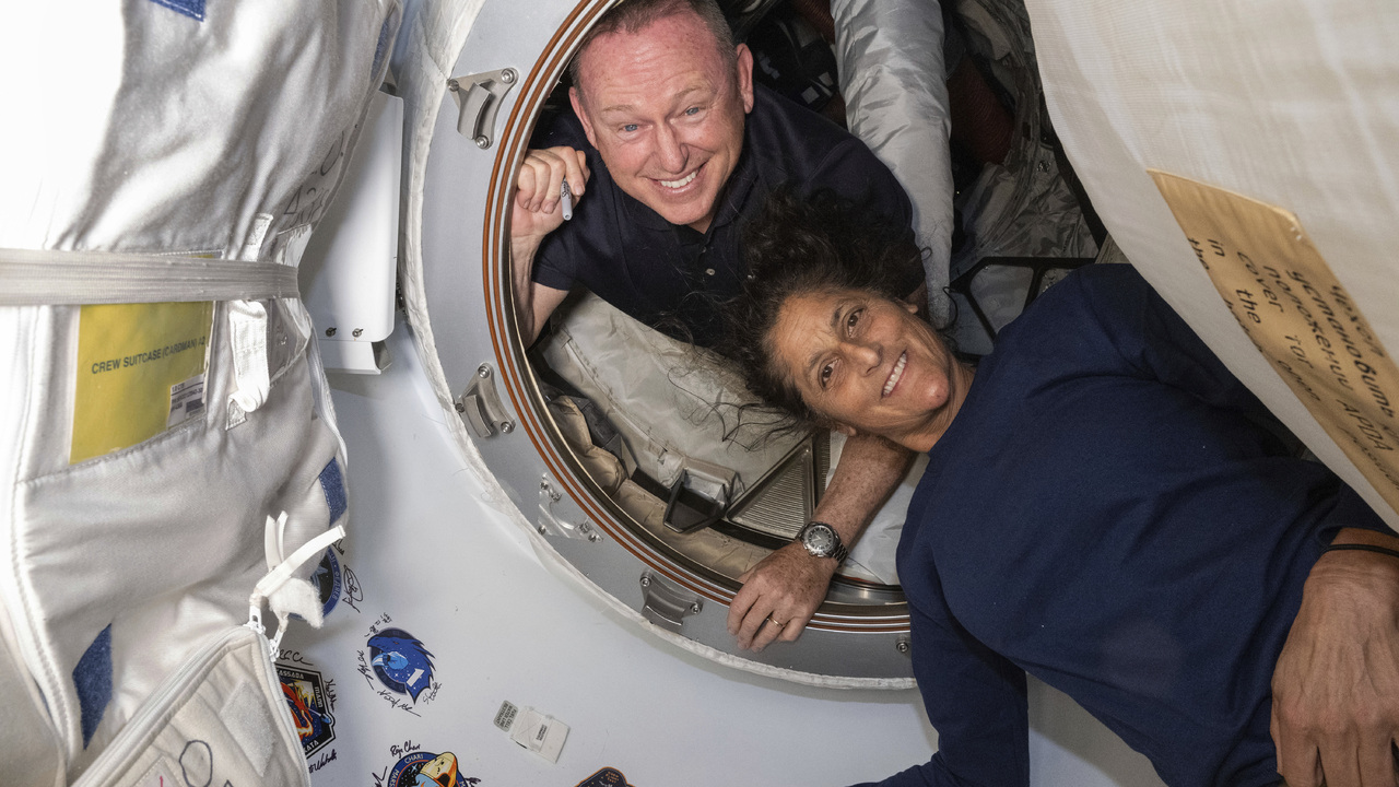 NASA Astronauti Butch Wilmore, left, and Suni Williams