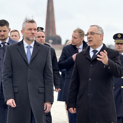 Peter Pellegrini, Vladimír Maňka